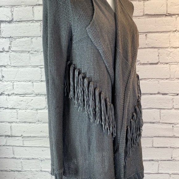 I.N. San Francisco Gray Boho Fringe Cardigan Sweater size Medium EUC Western - Picture 4 of 11